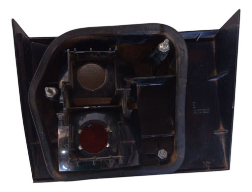 Lanterna Traseira Esquerda Arteb Santana 1991/1997