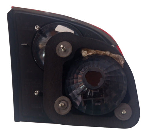 Lanterna Direita Mala Corsa Classic 2011/2015 Direito/passageiro Vermelho