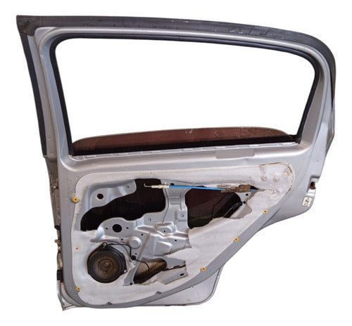 Porta Traseira Direita Fiat Punto 2010 - Traseira - Direito