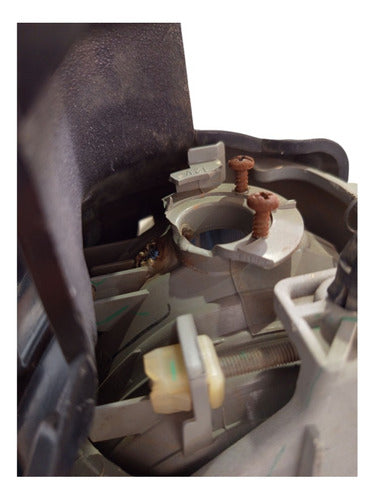 Farol De Milha/cibie Esquerdo Toyota Hilux 2003/2008