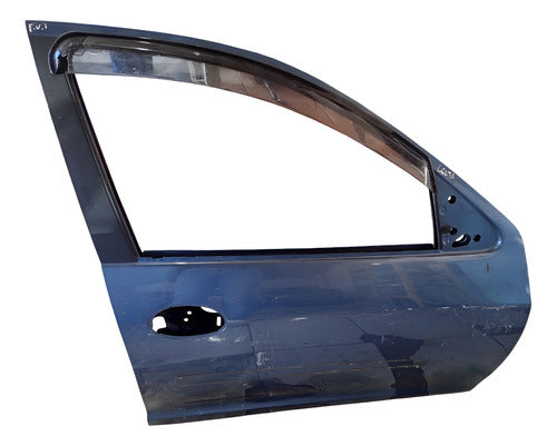 Porta Dianteira Direita Celta 2012 - Dianteira - Direito