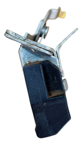 Fechadura De Tampa Traseira Chevrolet Corsa 2008