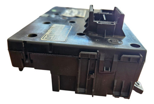 Modulo Bcm Central Caixa De Fusível Body Computer Magneti