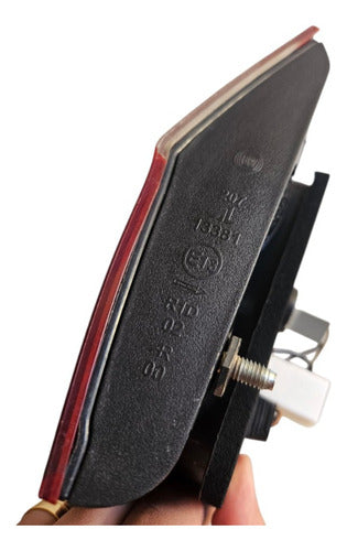 Lanterna Tampa Traseiro Grand Esquerdo Fia Siena 2012 A 2017 Esquerdo/motorista