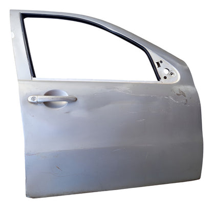 Porta Dianteira Direita Fiat Palio 05/16 C/detalhes - Dianteira - Direito