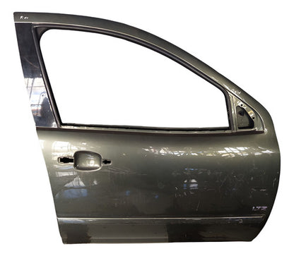 Porta Dianteira Direita Agile/onix Ltz 2010/2014 - Dianteira - Direito