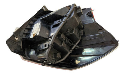 Lanterna Traseira Esquerda Fiat Mobi 2017 Original Usado Esquerdo/motorista Vermelho