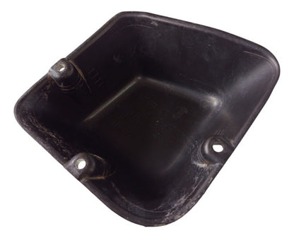 Moldura Interna Lanterna Esquerda Fiat Siena 2008 A 2012