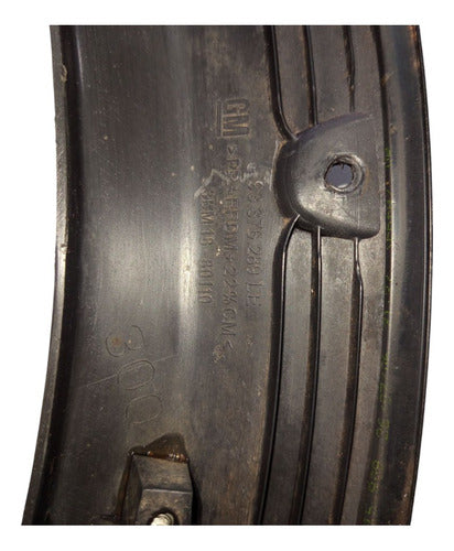 Acabamento Paralama Esquerdo Montana 2007