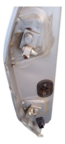 Porta Traseira Direita Fiat Punto 2010 - Traseira - Direito