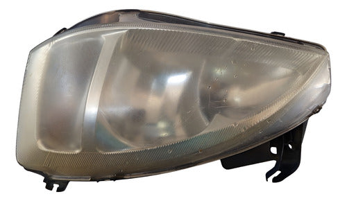 Farol Dianteiro Esquerdo - Corsa 2008 A 2012 Esquerdo/motorista