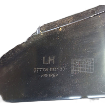 Forro Porta Dianteira Esquerda Toyota Etios Sedán 2014