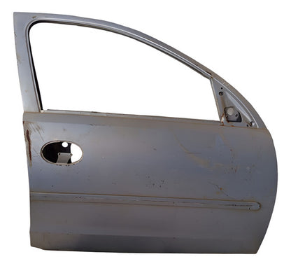 Porta Dianteira Direita Corsa - Dianteira - Direito