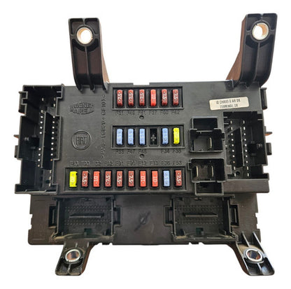 Modulo Bcm Central Caixa De Fusível Body Computer Magneti