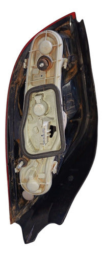 Lanterna Celta Traseira Lado Esquerdo Fumê 2007 2008 A 2016 Esquerdo/motorista