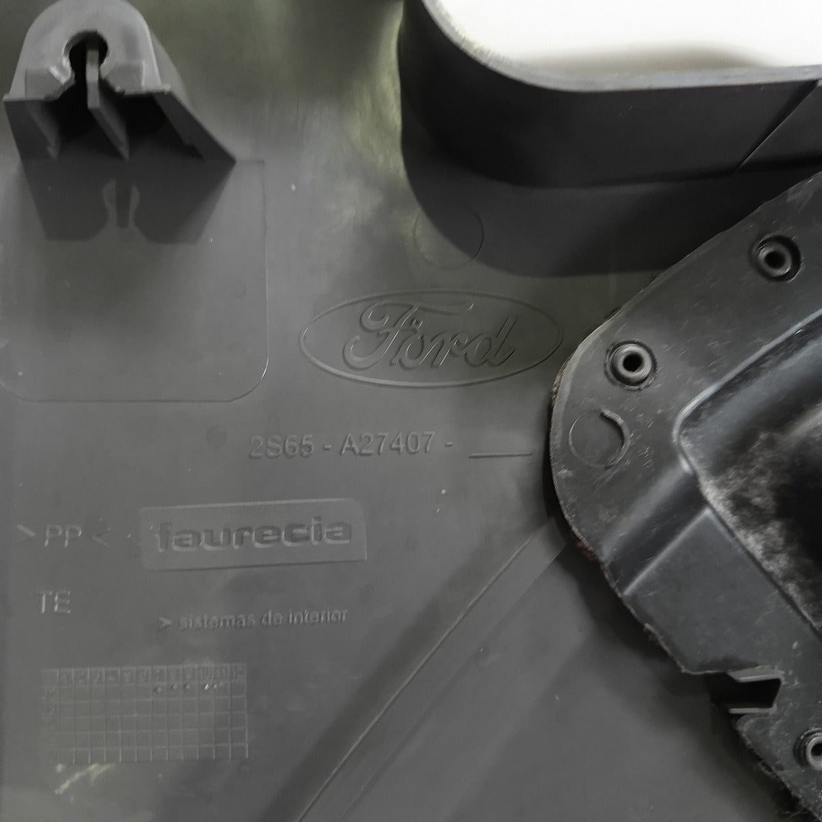 Forro De Porta Traseiro Esquerdo Ford Fiesta 2004 A 2012