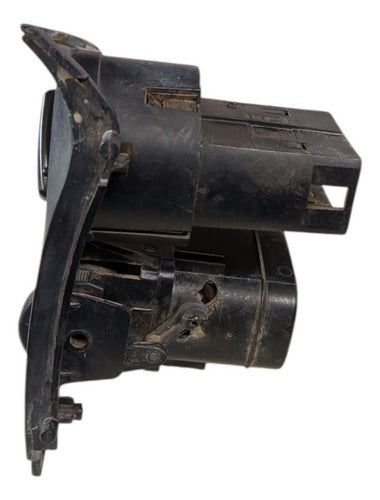 Difusor Ar Botão Farol Vw Santana 98/99