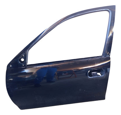 Porta Dianteira Esquerda Gm Corsa 1997/2002 - Dianteira - Esquerda