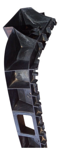 Guia Para-choque Traseiro Direito Volkswagen Polo Sedan