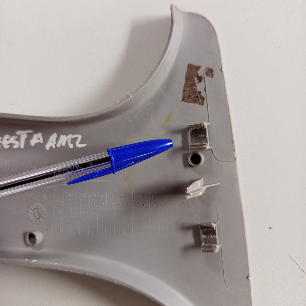 Acabamento Coluna Esquerda Fiesta 1.0 2003 A 2007